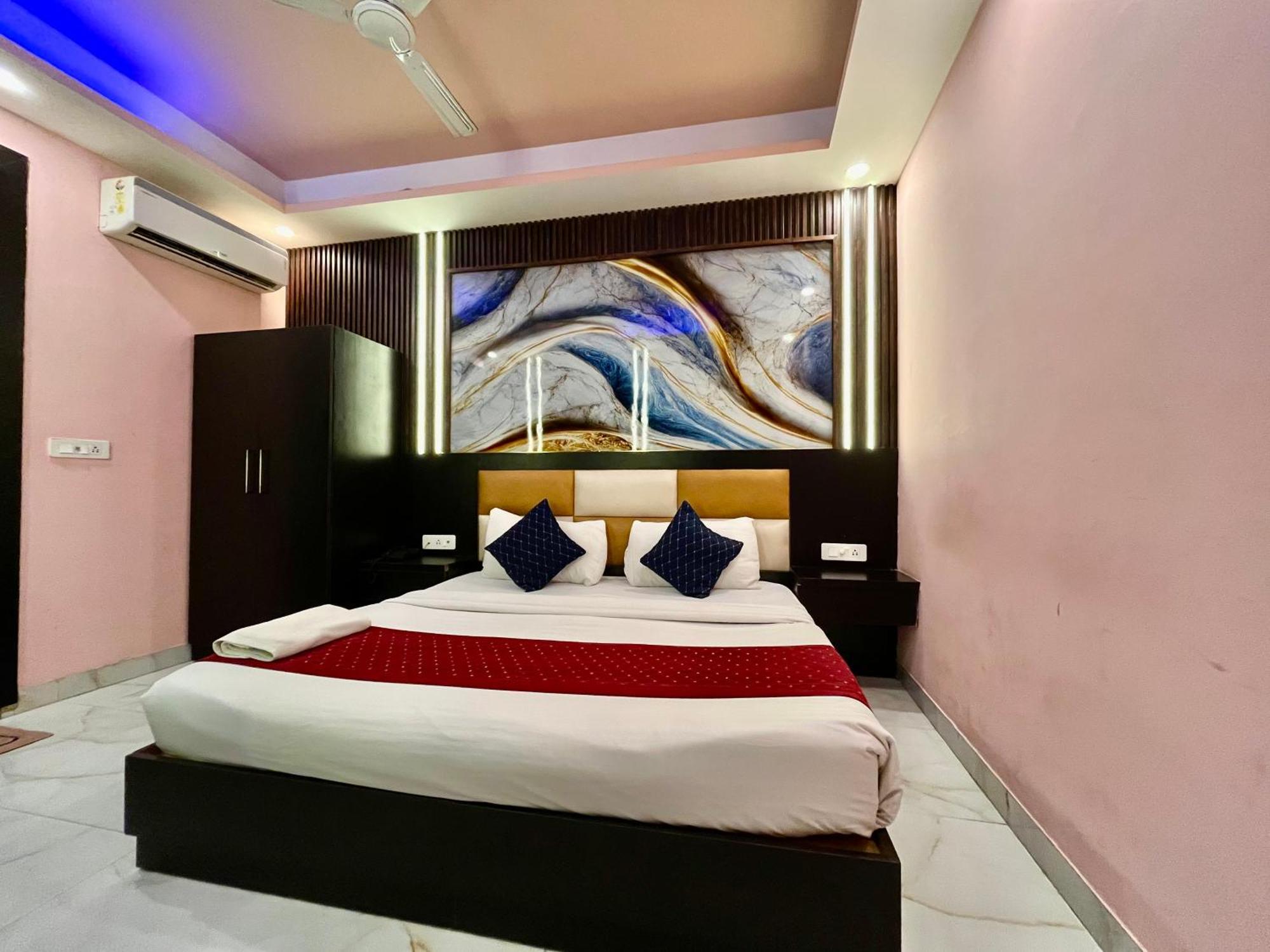 Hotel Jupiter Plaza Delhi Airport Nuova Delhi Esterno foto